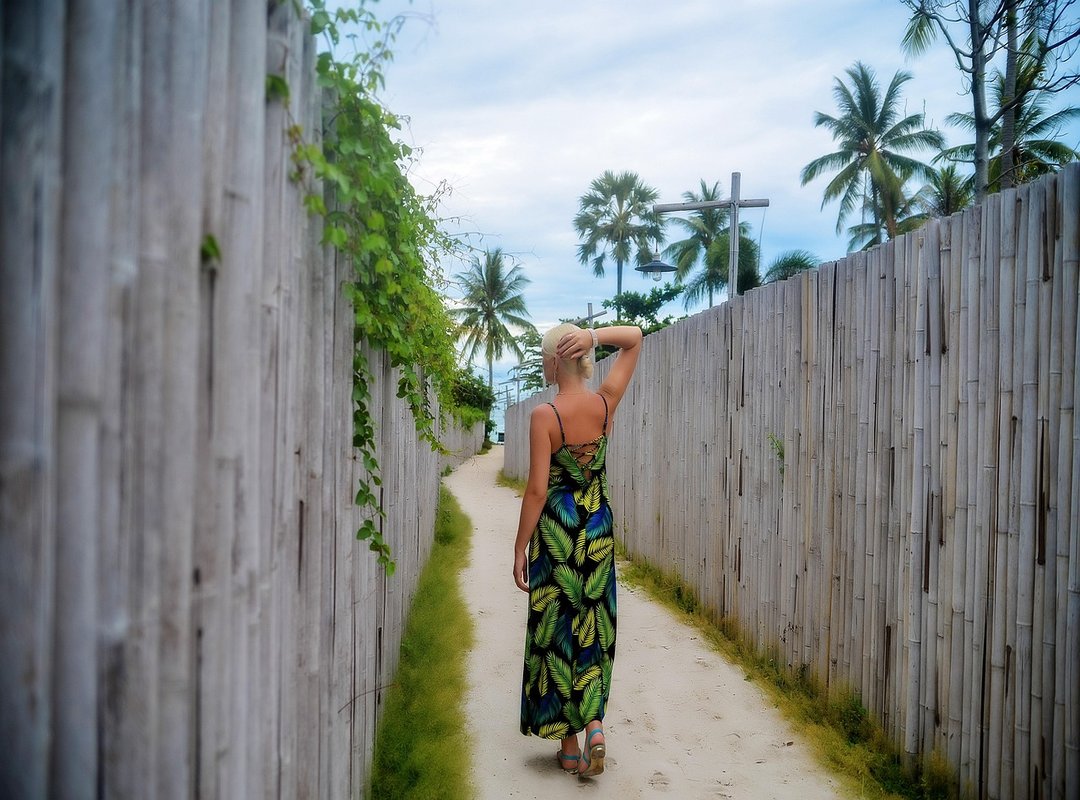 Your Go-To Sources for Finding the Perfect Hug GIF